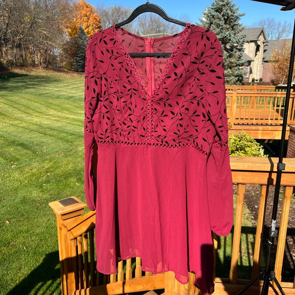 Pretty burgundy and black dress, Sz. XL, from SHEIN.
